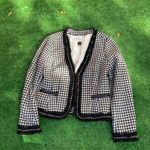 White House Black Market Houndstooth Ruffle Trim Tweed Jacket